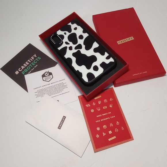 Casetify New in Box iPhone XS Cow Print Case - Picture 4 of 7